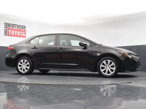 Used 2024 Toyota Corolla LE FWD image 27