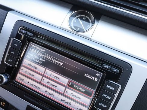 Used 2013 Volkswagen CC Sport FWD image 31