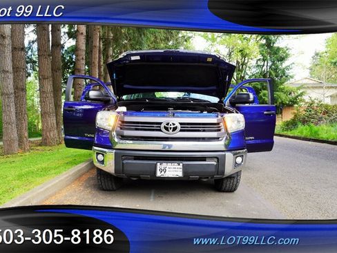 Used 2014 Toyota Tundra SR5 w/ TRD Off Road Package AWD/4WD image 32