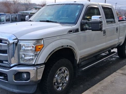 Used 2012 Ford F350 Lariat w/ Chrome Pkg image 4