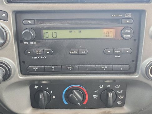 Used 2010 Ford Ranger XLT image 14