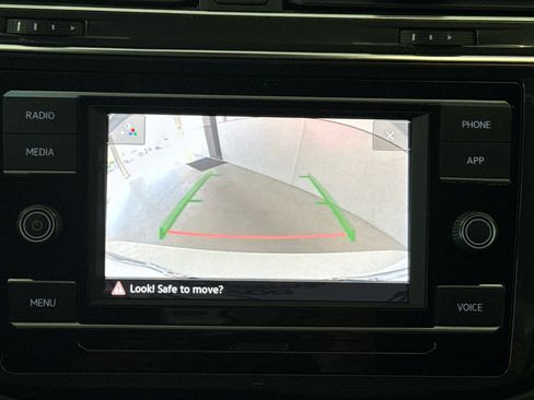 Used 2022 Volkswagen Tiguan S AWD/4WD image 16