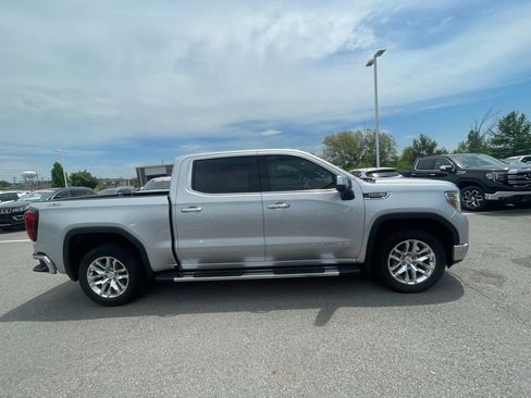 Used 2021 GMC Sierra 1500 SLT w/ SLT Premium Plus Package AWD/4WD image 8