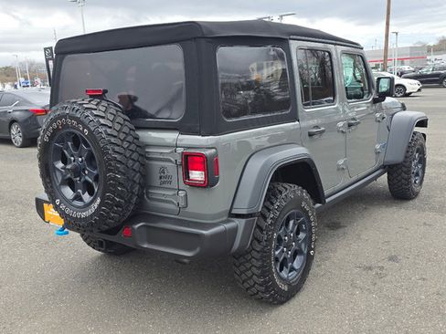 Certified 2023 Jeep Wrangler Unlimited w/ Cold Weather Group image 16