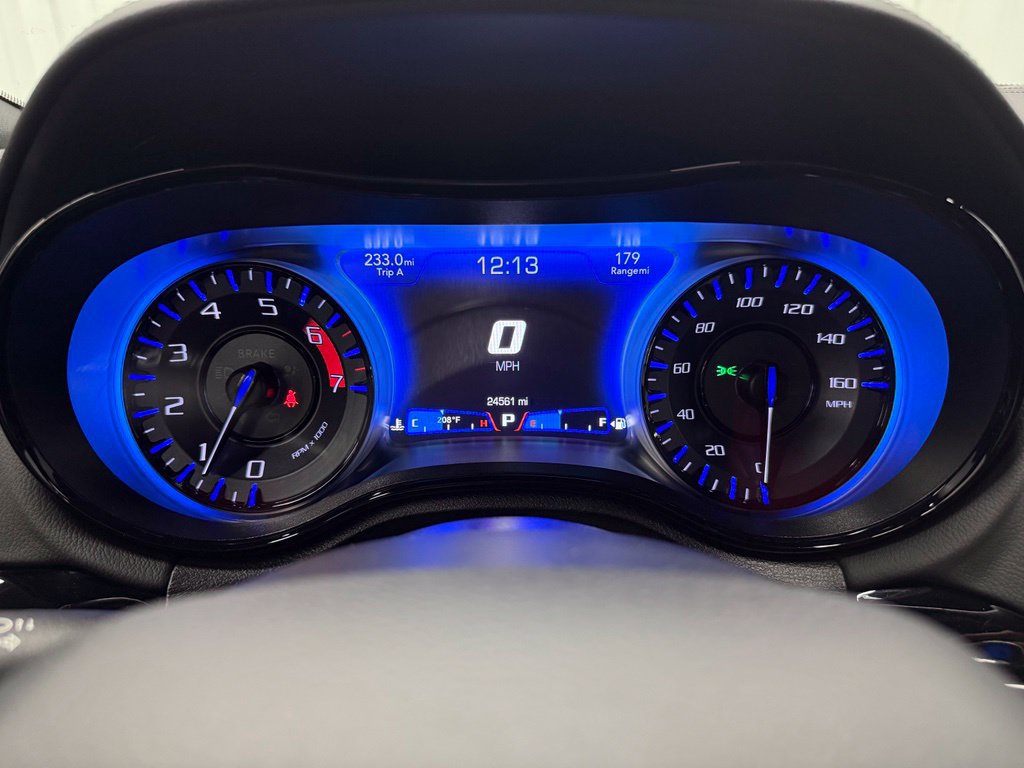 Used 2023 Chrysler 300 C RWD image 23