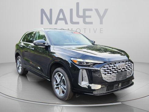 Used 2025 Audi Q5 Premium w/ Convenience Package AWD/4WD image 7