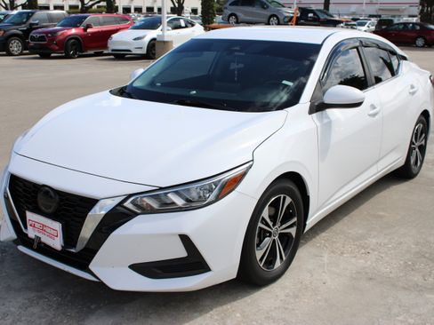 Used 2022 Nissan Sentra SV FWD image 6