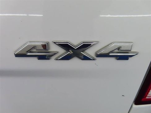 Used 2023 RAM 1500 Classic SLT w/ Trailer & Traction Group AWD/4WD image 13