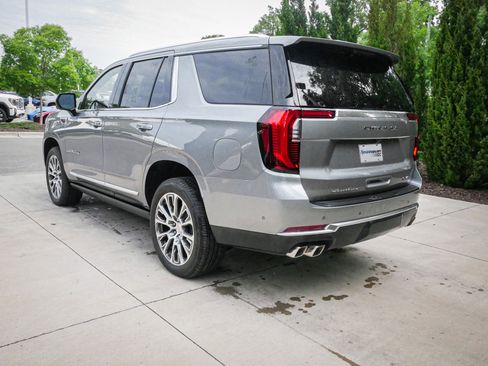 Used 2026 GMC Yukon Denali w/ Sun & Power Step Package AWD/4WD image 8