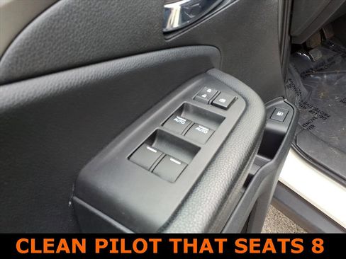 Used 2018 Honda Pilot LX image 16