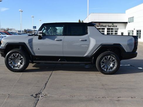 New 2025 GMC Hummer EV 3X image 4