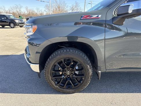 Used 2026 Chevrolet Silverado 1500 LTZ image 30