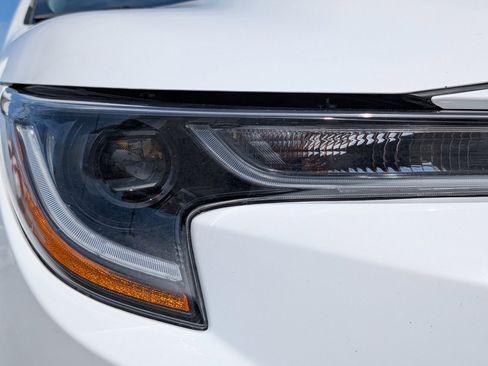 Used 2023 Toyota Corolla LE FWD image 10