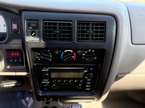 Used 2003 Toyota Tacoma 4x4 Xtracab V6 image 24