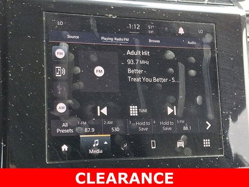Used 2023 Jeep Grand Cherokee Laredo AWD/4WD image 17
