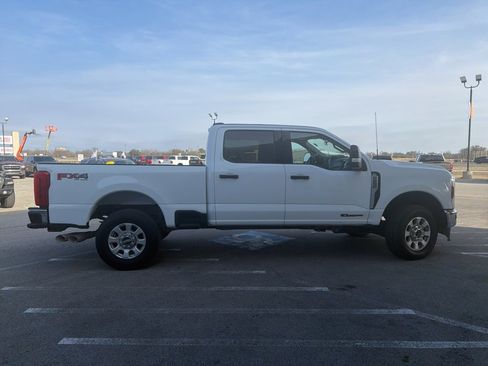 Used 2024 Ford F250 XLT w/ FX4 Off-Road Package image 6