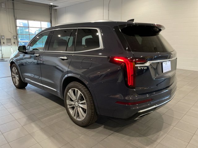 Used 2024 Cadillac XT6 Premium Luxury w/ Technology Package FWD image 3