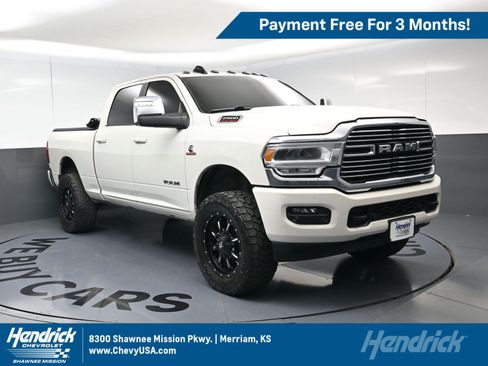 Used 2023 RAM 2500 Laramie AWD/4WD image 1