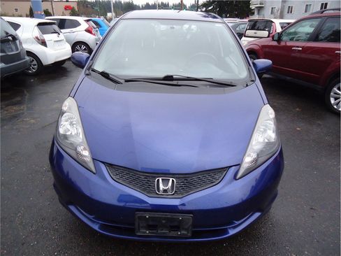 Used 2013 Honda Fit image 2