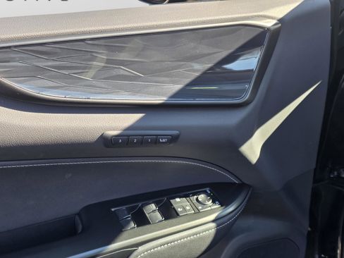 Certified 2025 Lexus NX 250 FWD w/ Premium Package image 23