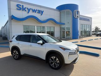 Used 2021 Nissan Rogue SV FWD video 1