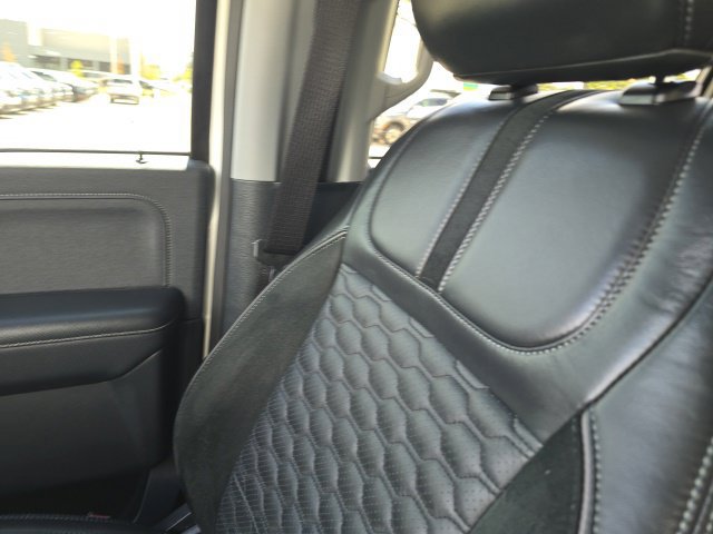 Used 2026 Ford F250 Lariat w/ Black Appearance Package AWD/4WD image 19