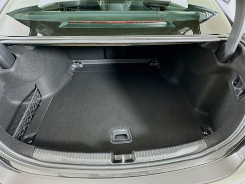 Used 2025 Mercedes-Benz C 300 Sedan image 29