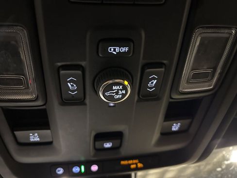 Certified 2021 Chevrolet Tahoe High Country w/ Premium Package image 34