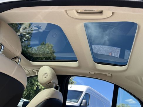 Used 2018 Mercedes-Benz C 300 4MATIC Sedan image 29
