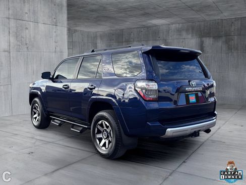 Used 2024 Toyota 4Runner TRD Off-Road Premium w/ Moonroof Package AWD/4WD image 4