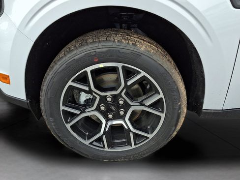 New 2026 Ford Maverick Lariat w/ 4K Tow Package AWD/4WD image 7