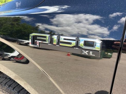 Used 2018 Ford F150 XL w/ Equipment Group 101A Mid AWD/4WD image 9