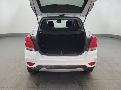 Used 2018 Chevrolet Trax LT AWD/4WD image 29