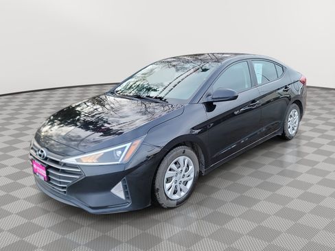Used 2020 Hyundai Elantra SE w/ Cargo Package (C1) image 1