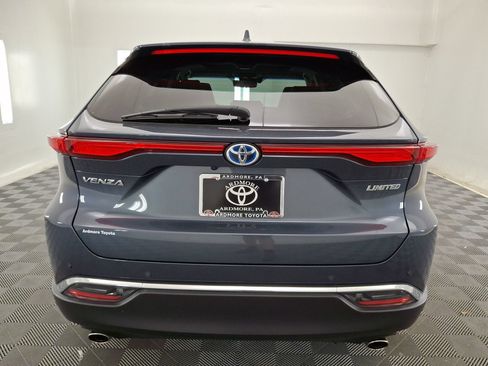 Certified 2024 Toyota Venza Limited AWD/4WD image 23