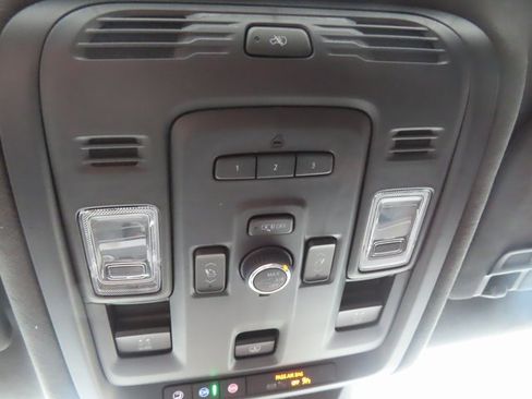 Used 2023 Cadillac Escalade V image 34