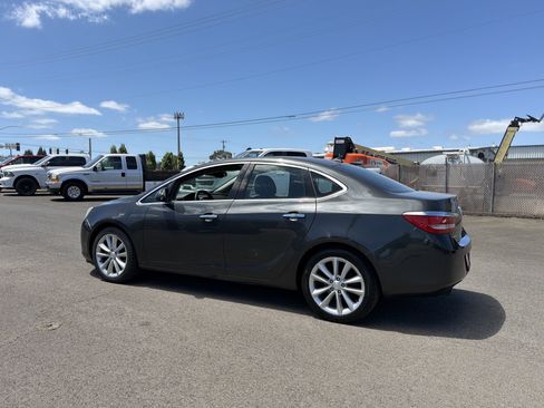 Used 2014 Buick Verano Leather FWD image 3