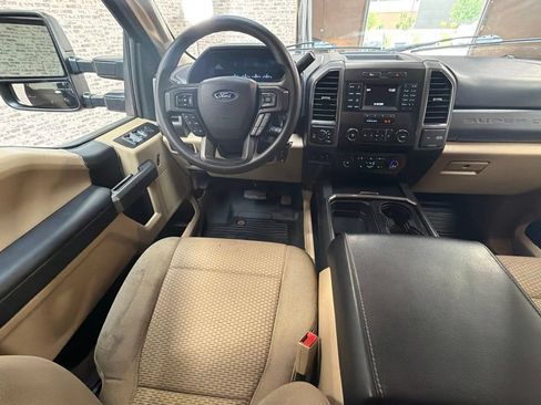 Used 2019 Ford F250 XLT w/ XLT Value Package AWD/4WD image 15