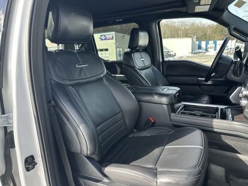 Used 2025 Ford F250 Platinum image 28