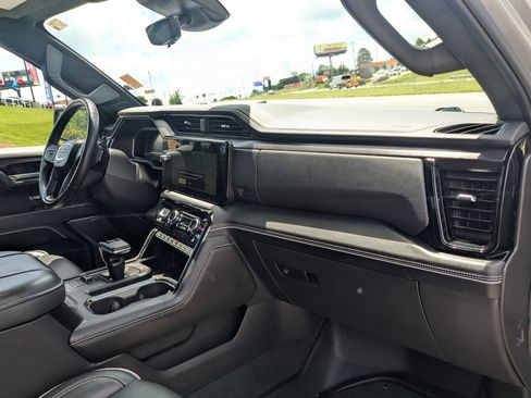 Used 2024 GMC Sierra 1500 AT4X AWD/4WD image 30
