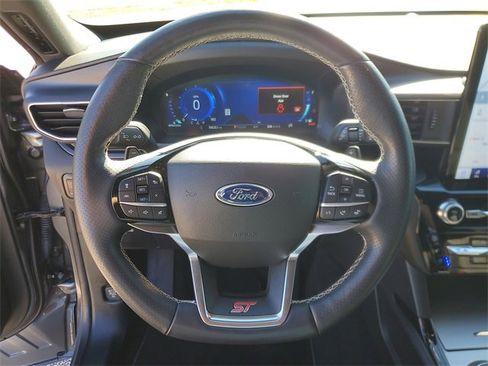 Used 2023 Ford Explorer ST w/ Equipment Group 401A image 21
