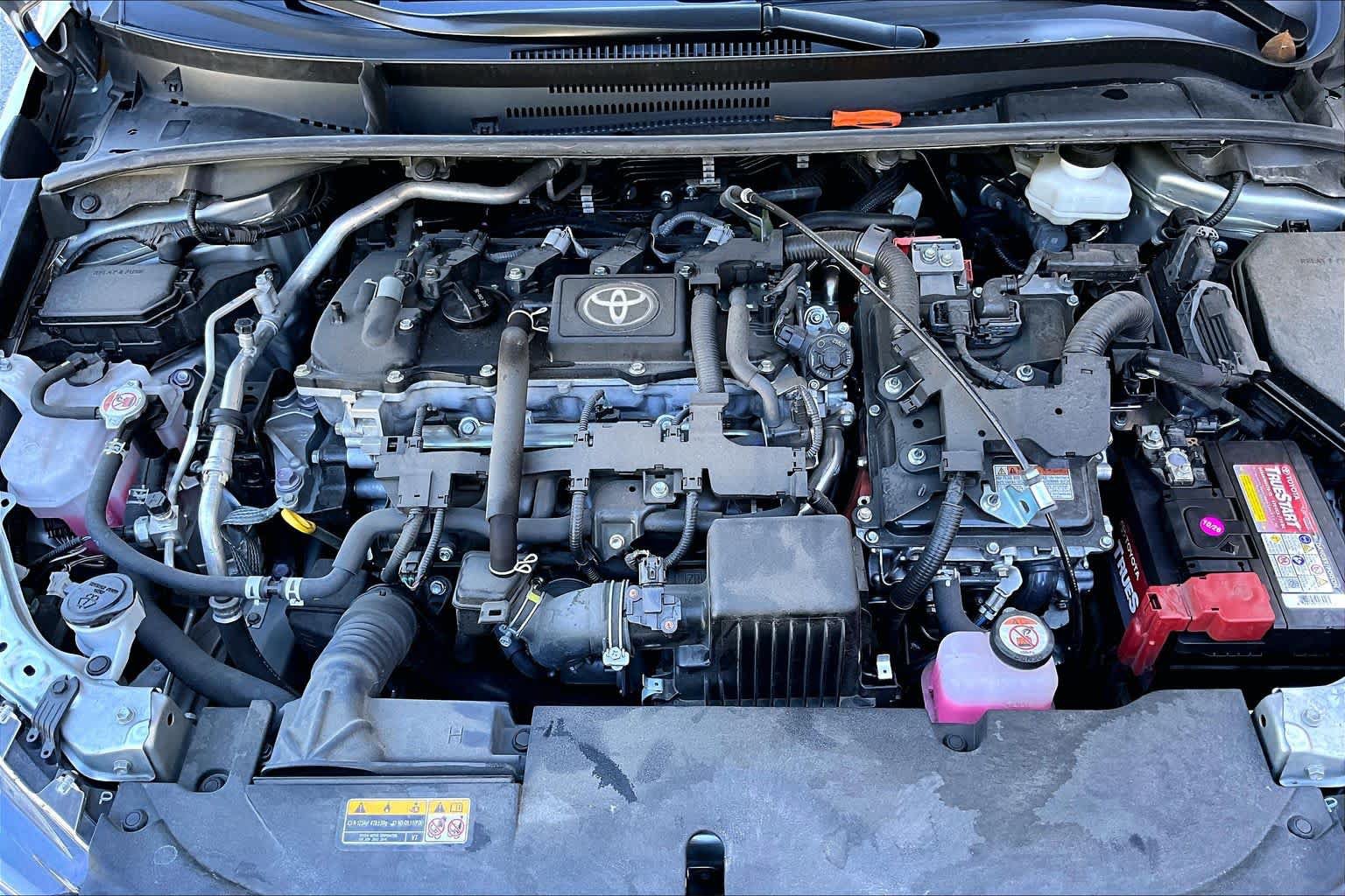 Used 2025 Toyota Corolla LE FWD image 32