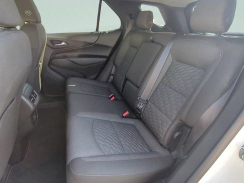 Used 2020 Chevrolet Equinox LT w/ Driver Convenience Package FWD image 10