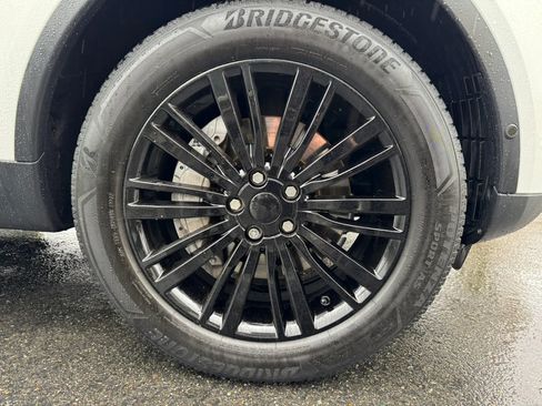 Used 2019 Land Rover Discovery HSE Luxury AWD/4WD image 19