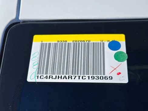 New 2026 Jeep Grand Cherokee Laredo image 30