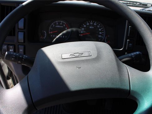 New 2024 Chevrolet Low Cab Forward RWD image 14