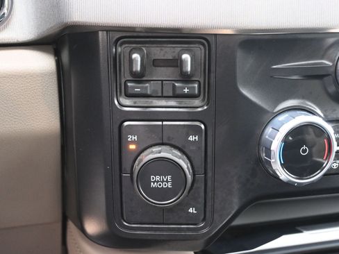 Used 2026 Ford F350 Platinum w/ Platinum Plus Package image 33