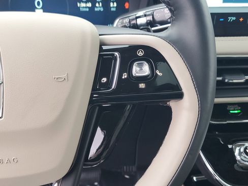 New 2026 Lincoln Corsair Reserve w/ Jet Appearance Package image 18