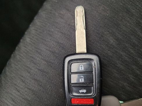 Used 2017 Honda Accord Sport image 32