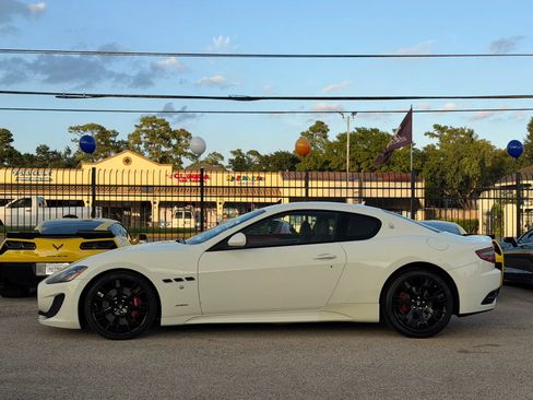 Used 2013 Maserati GranTurismo Sport RWD image 10